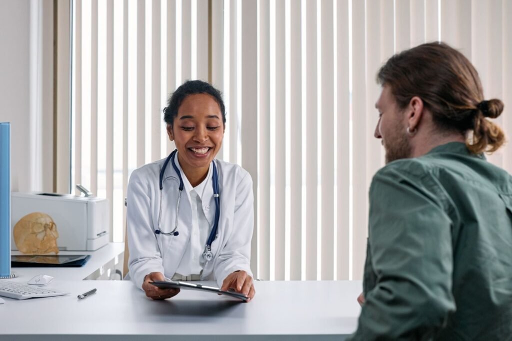 Doctor consulting with a patient about surgical options, illustrating the monsplasty guide